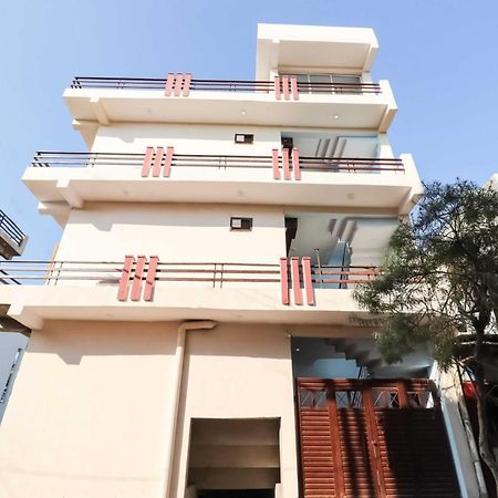 Hotel O The Velvet Chinhat Tiraha Екстериор снимка