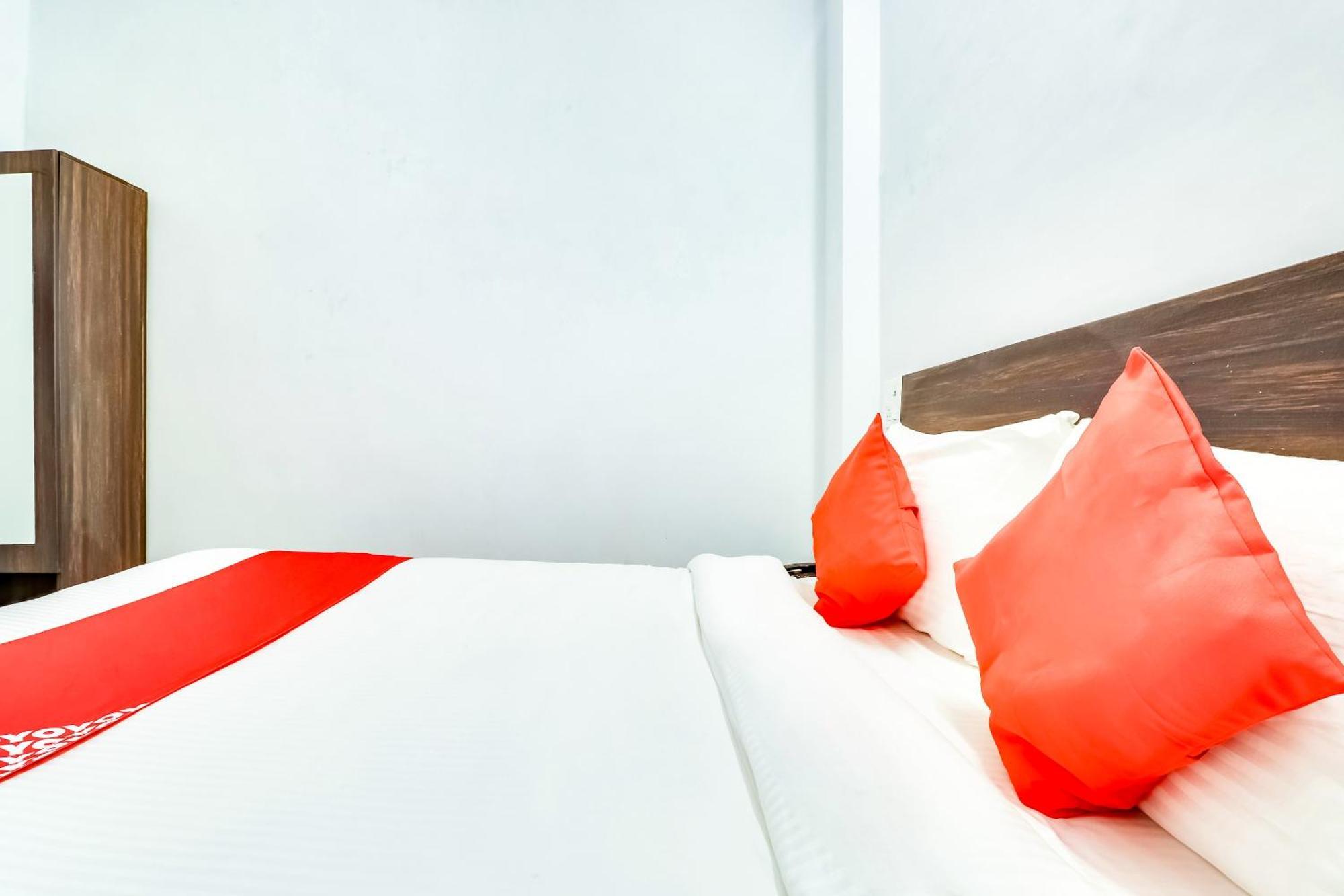 Hotel O The Velvet Chinhat Tiraha Екстериор снимка